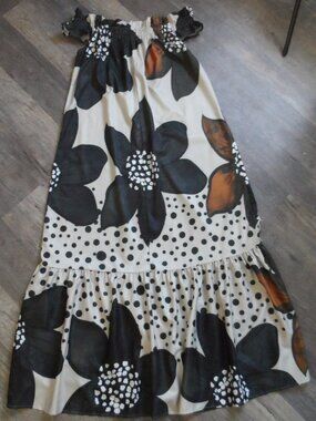 Off The Shoulder Bold Floral + Polka Dot Print Maxi Dress Ruffle Bottom Sz Med